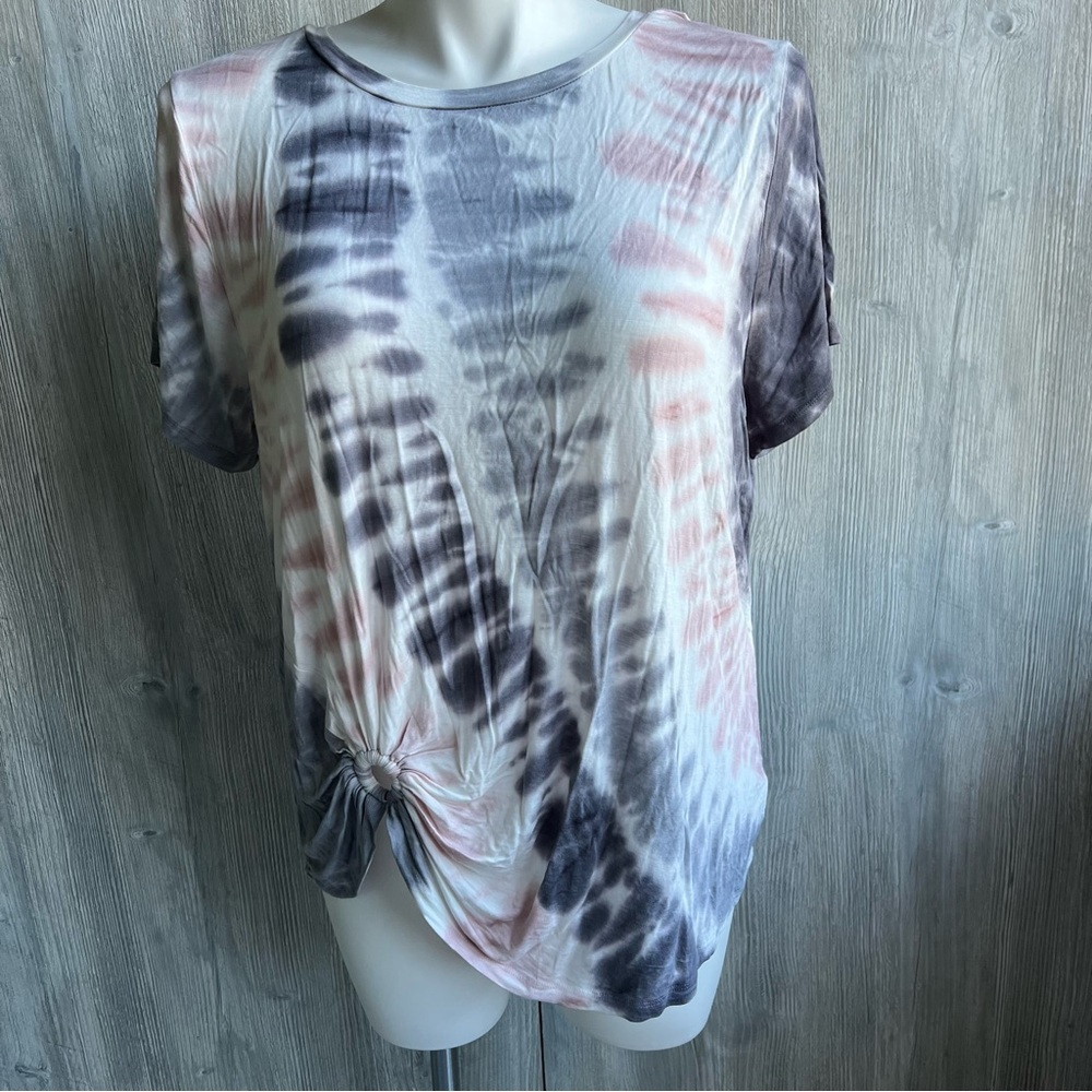 Wallflower Tie-Dye Short Sleeve Knot Front Top - Pink & Gray size 2x never worn